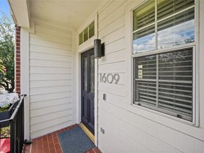 1609 Peden Street, Houston TX 77006