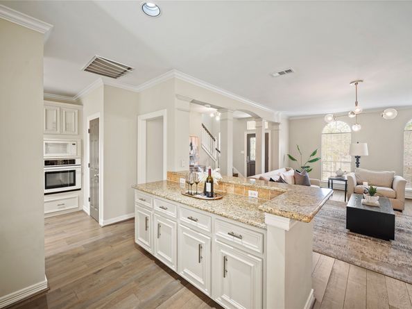1609 Peden Street, Houston TX 77006