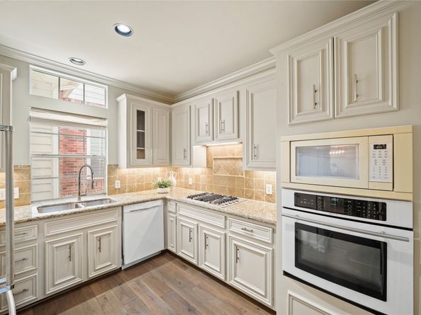 1609 Peden Street, Houston TX 77006