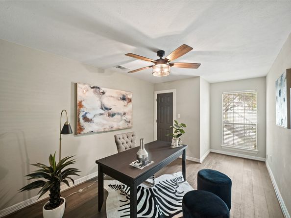 1609 Peden Street, Houston TX 77006