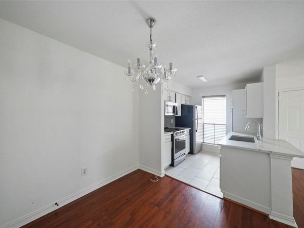 3900 Woodchase Drive 52, Houston TX 77042
