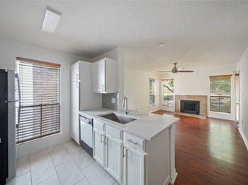 3900 Woodchase Drive