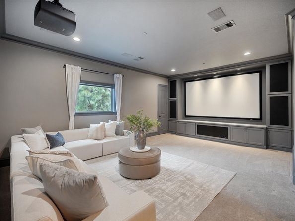27 Williamsburg Lane, Bunker Hill Village TX 77024