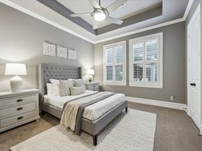 27 Williamsburg Lane, Bunker Hill Village TX 77024