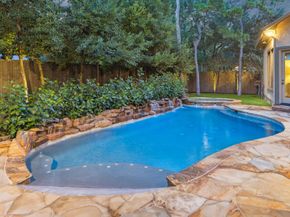27 Williamsburg Lane, Bunker Hill Village TX 77024