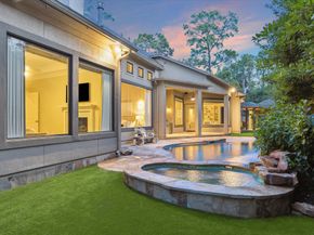 27 Williamsburg Lane, Bunker Hill Village TX 77024