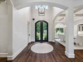 27 Williamsburg Lane, Bunker Hill Village TX 77024