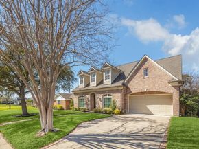 6230 Locke Lane, Houston TX 77057