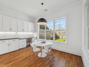 6230 Locke Lane, Houston TX 77057
