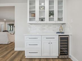 8011 Meadowcroft Drive, Houston TX 77063