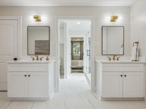 8011 Meadowcroft Drive, Houston TX 77063