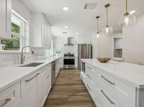 8011 Meadowcroft Drive, Houston TX 77063