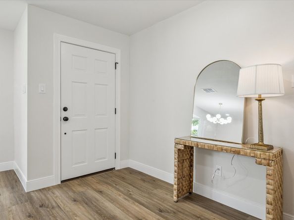 8011 Meadowcroft Drive, Houston TX 77063