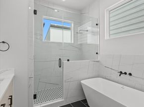 4709 Thornton Villas Lane, Houston TX 77018