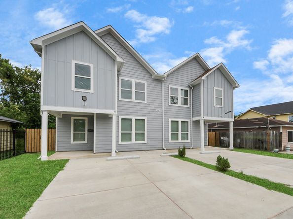 5947 Southseas Street, Houston TX 77033