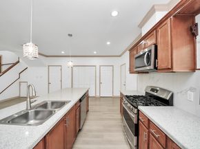 5947 Southseas Street, Houston TX 77033