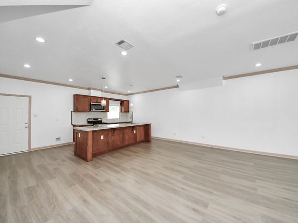 5947 Southseas Street, Houston TX 77033