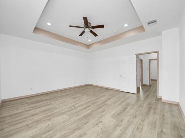 5947 Southseas Street, Houston TX 77033
