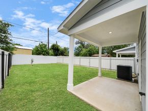 5947 Southseas Street, Houston TX 77033