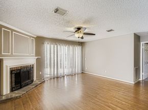 7519 Sunlight Lane, Houston TX 77095