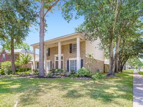 7519 Sunlight Lane, Houston TX 77095