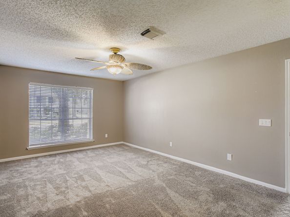 7519 Sunlight Lane, Houston TX 77095