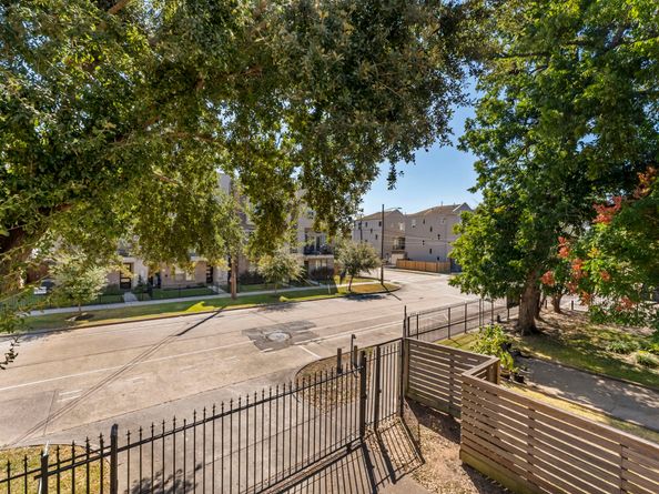 3408 Hutchins Street, Houston TX 77004