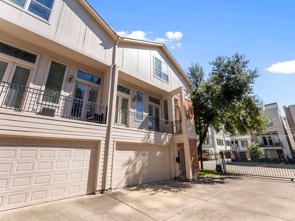 3408 Hutchins Street, Houston TX 77004