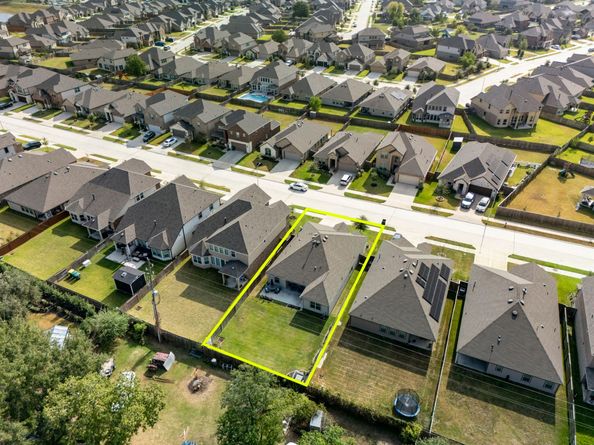 11258 Stirton Drive, Tomball TX 77375