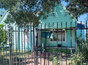100 Stiles Street, Houston TX 77011