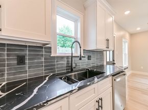 4723 Mallow Street, Houston TX 77033
