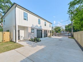 4723 Mallow Street, Houston TX 77033