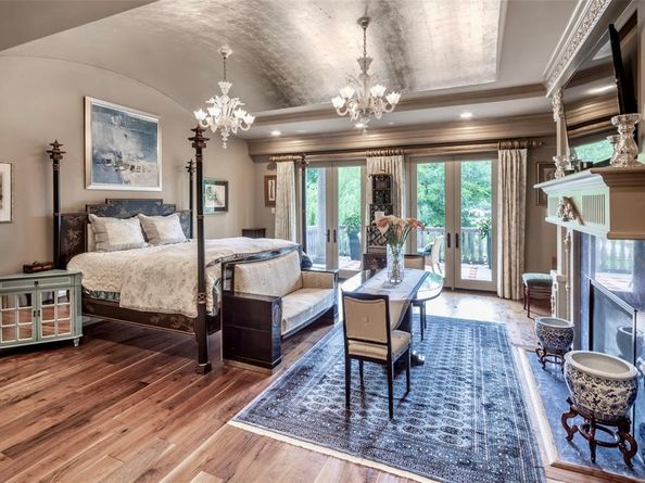 6 W Rivercrest Drive, Houston TX 77042