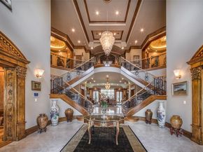 6 W Rivercrest Drive, Houston TX 77042