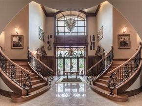 6 W Rivercrest Drive, Houston TX 77042