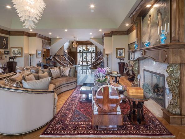 6 W Rivercrest Drive, Houston TX 77042