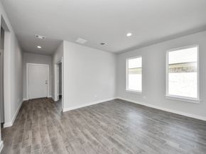 12035 Maple Oak Drive, Houston TX 77066