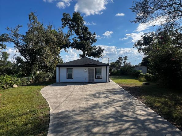 6838 Carothers Street, Houston TX 77028