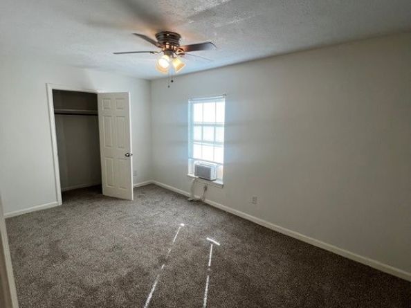 6838 Carothers Street, Houston TX 77028