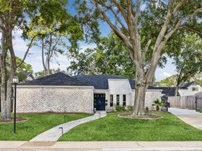 10206 Burgoyne Road, Houston TX 77042