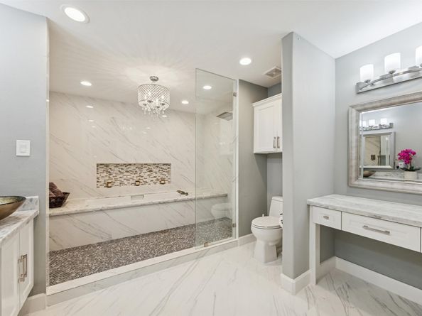 10206 Burgoyne Road, Houston TX 77042
