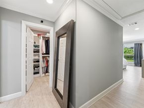 10206 Burgoyne Road, Houston TX 77042