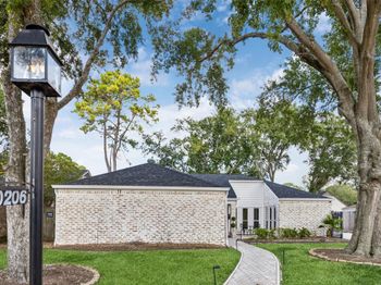 10206 Burgoyne Road
