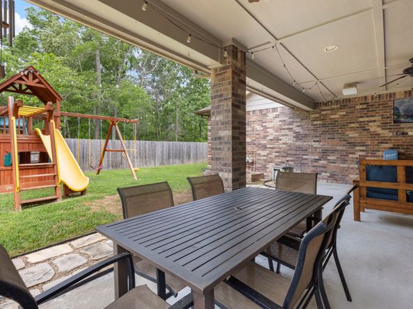 2678 Granite River Lane, Conroe TX 77385