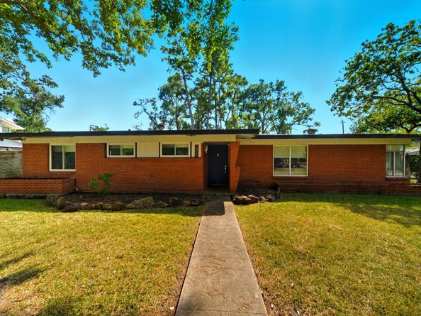 3921 Brookwoods Drive, Houston TX 77092