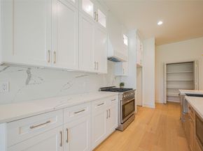 10134 Oboe Drive, Houston TX 77025