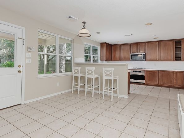 48 W New Avery Place, The Woodlands TX 77382