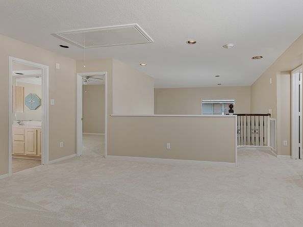 48 W New Avery Place, The Woodlands TX 77382