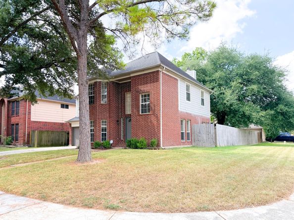 14031 Valechase Lane, Houston TX 77014