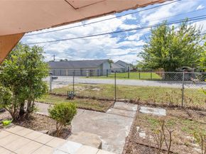 7225 Gonzales Street, Houston TX 77020